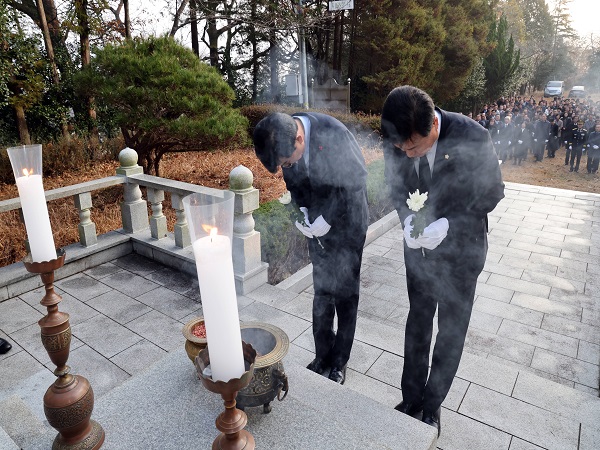 장흥군 충혼탑 참배 (1)