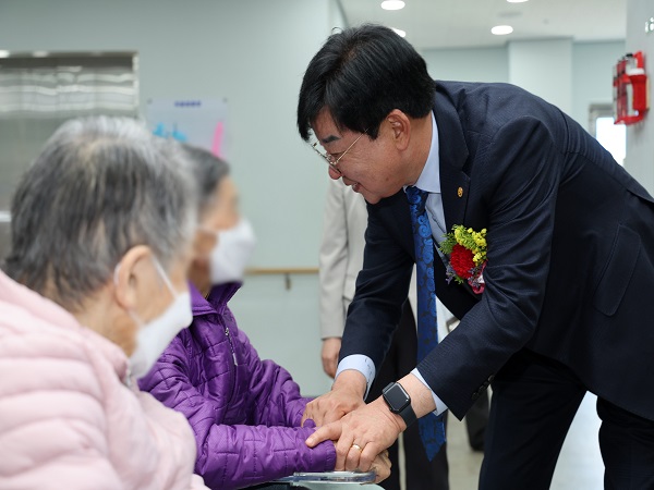 치매전담형 노인요양시설 (2)